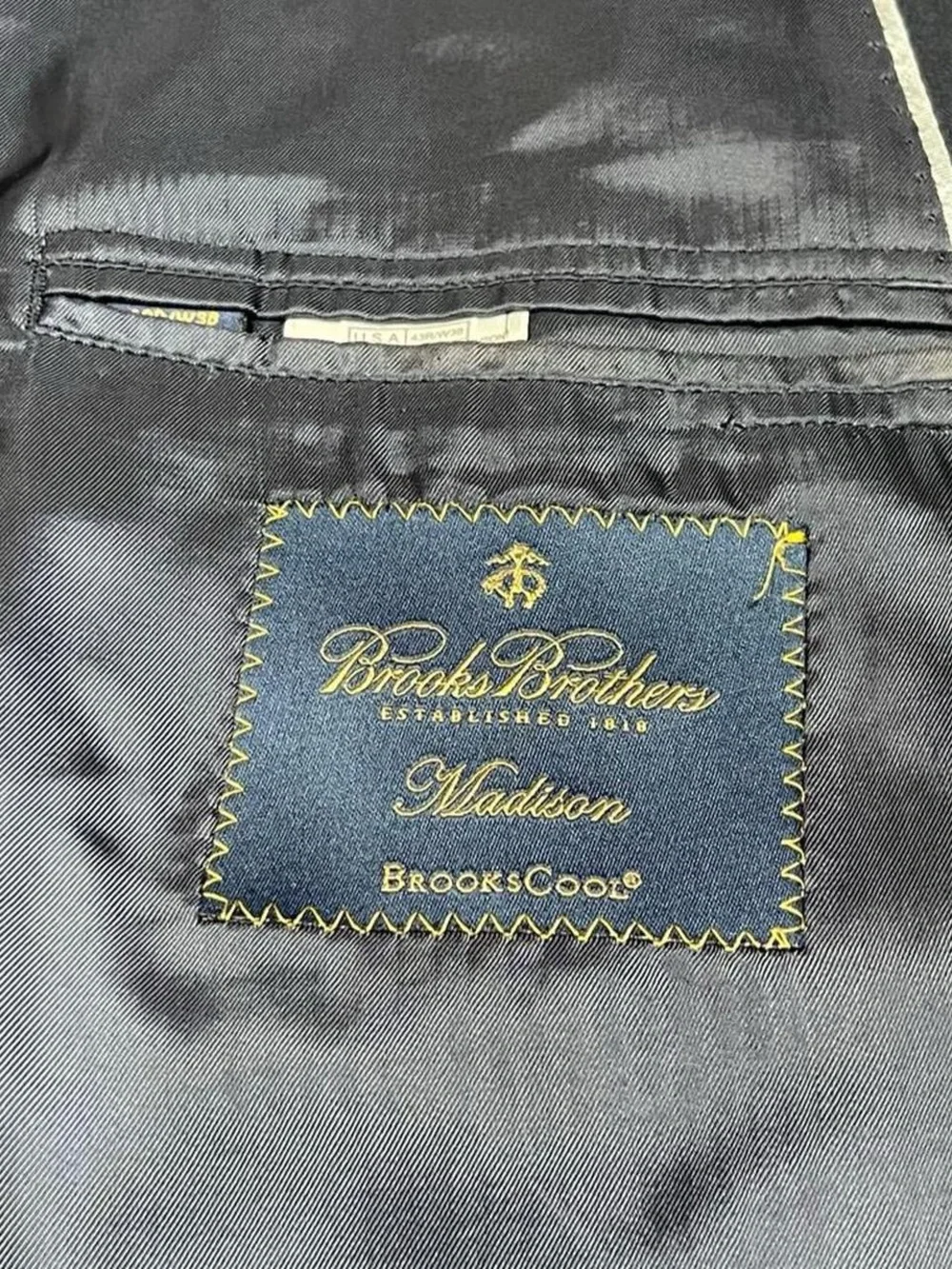 Brooks Brothers Madison Brookscool Wool Navy Suit Men's Size 43R W37 L27 Pleated